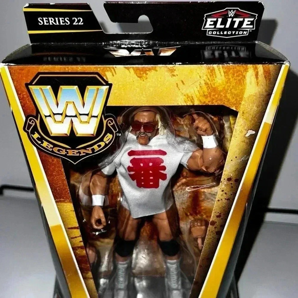 WWE Elite Collection Legends Series 22 Hulk Hogan Chase Wrestling Action Figure - Picture 2 of 7